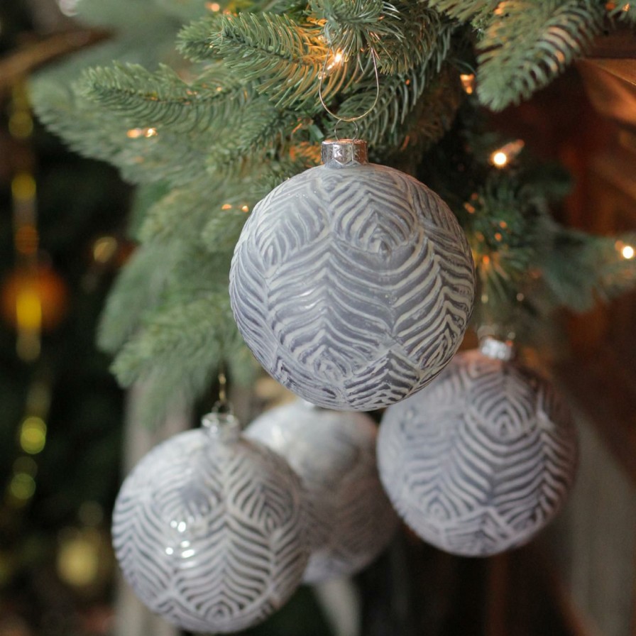 Ornaments * | Best Reviews Of Metallic Ornaments Northlight 4 In. Antique Glass Ball Christmas Ornament Set Of 4 Pewter Silver / White